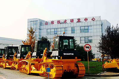 2009年，，九五至尊研发中心被国家人事部批准设立博士后科研事情站，，同年召开首届科技立异大会。。